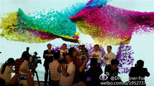 网友实拍：乌鲁木齐航空获颁合格证 今成功首航