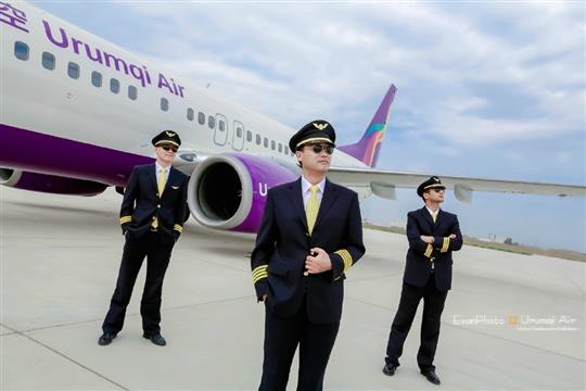 乌鲁木齐航空宣传照 网友直呼“美到没朋友”
