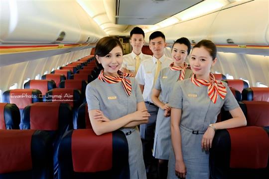 乌鲁木齐航空宣传照 网友直呼“美到没朋友”