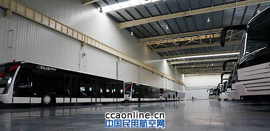 华晨卡伊卡诺向马汉航空交付50辆机场摆渡车