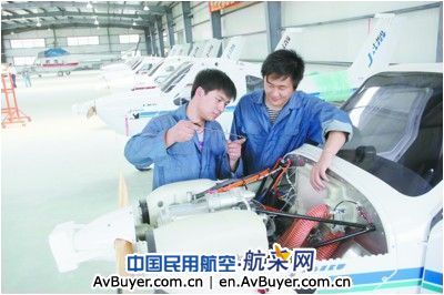 盘山中飞航空产业园首批小型飞机组装完成