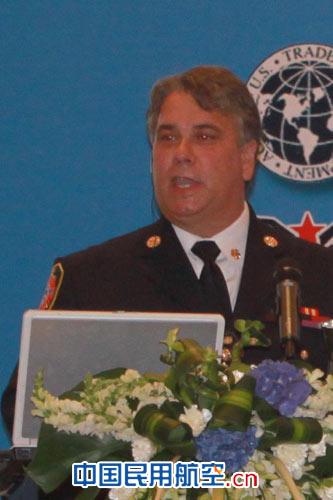 2010机场消防紧急救援管理论坛在京举行