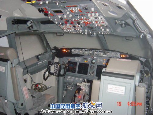 D类飞机模拟机内景