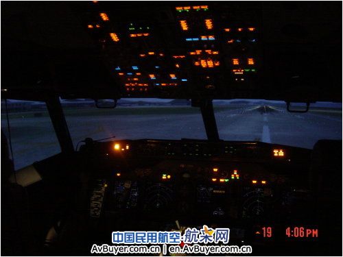 D类飞机模拟机内景