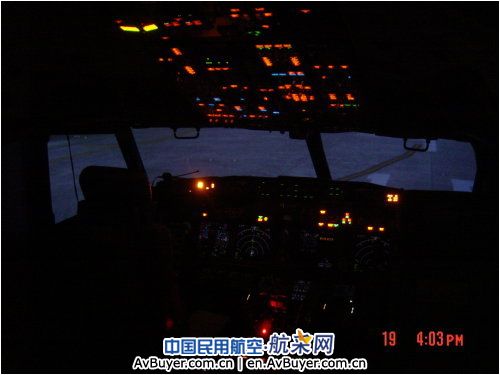 D类飞机模拟机内景