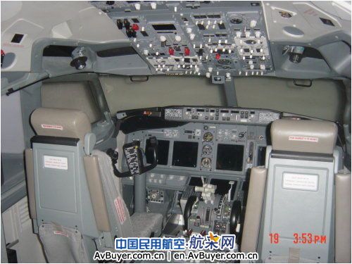 D类飞机模拟机内景