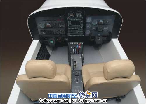 小鹰500飞行模拟器