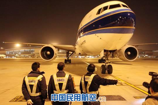 南航2012安全年圆满收官 2013年将新增85架飞机