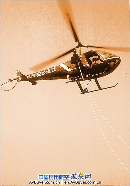 全国首架警用直升机为何停飞江城？