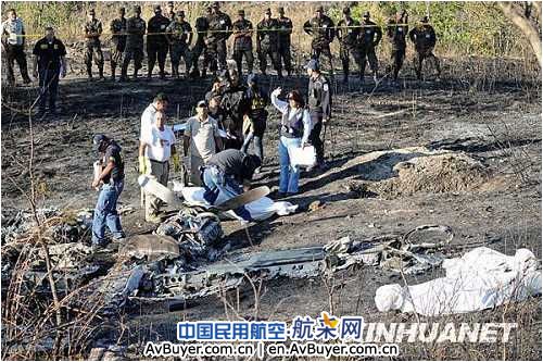 洪都拉斯一小型私人飞机坠毁造成3人死亡