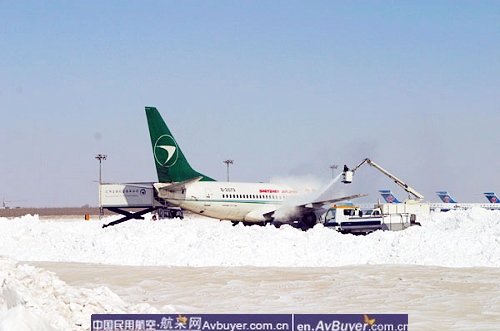 雪灾现场答疑解惑 民航飞机为什么要除雪除冰