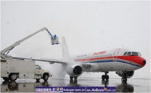 积雪清扫及时，机场未造成大面积航班延误