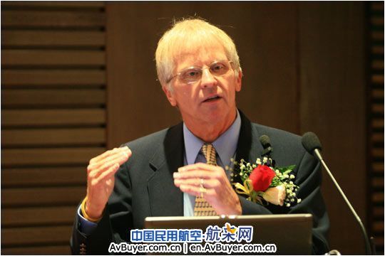 美国布法罗机场专家Gary Kogut发言