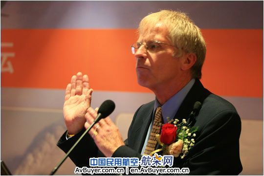 美国布法罗机场专家Gary Kogut发言