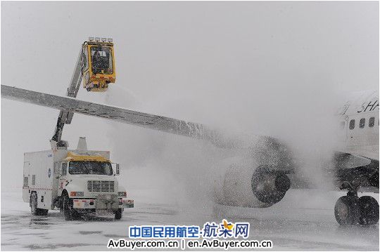 首都机场全力保障暴雪天气民航旅客出行