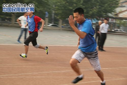 体能测试成男生应聘安全员和乘务员的“分水岭”