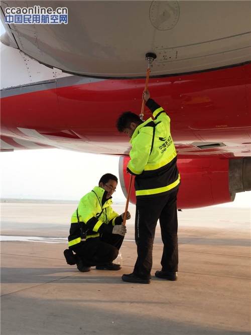 东航技术西北分公司完成首架飞机退租检工作侧记
