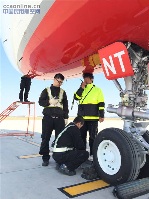 东航技术西北分公司完成首架飞机退租检工作侧记