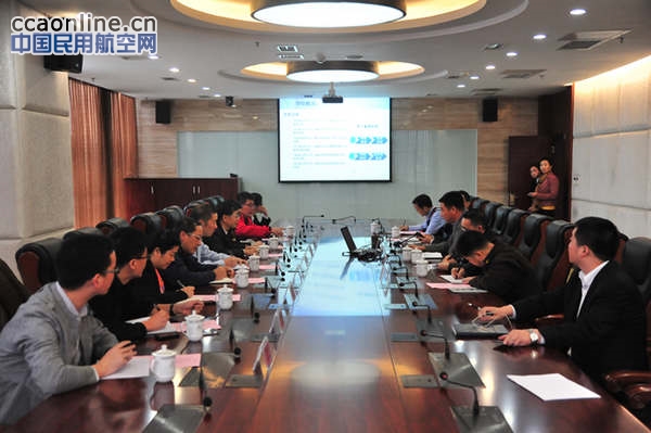 广州民航职院副校长黄永宁访问民航飞院