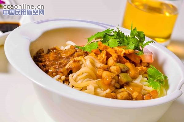 海南航空西安贵宾室推出特色小吃