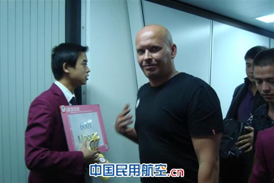 南航便利旅客 搭建广州至莫斯科亚运便捷通道