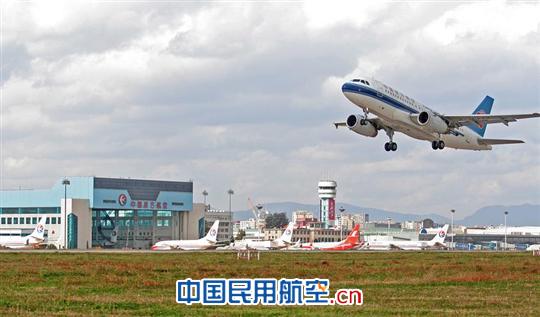 回眸2010年：昆明机场向安全年目标进行冲刺