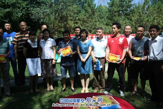 南航新疆公司力推“走动式”班组建设全力战旺季