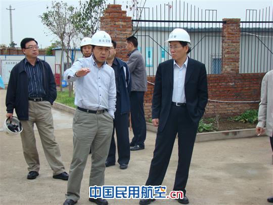 空管局党委书记王战斌到西安区管中心工程视察