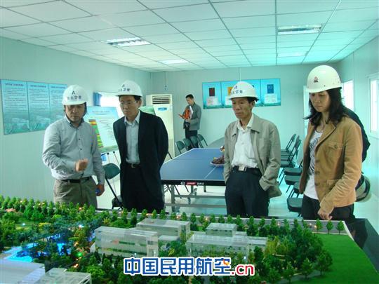 空管局党委书记王战斌到西安区管中心工程视察