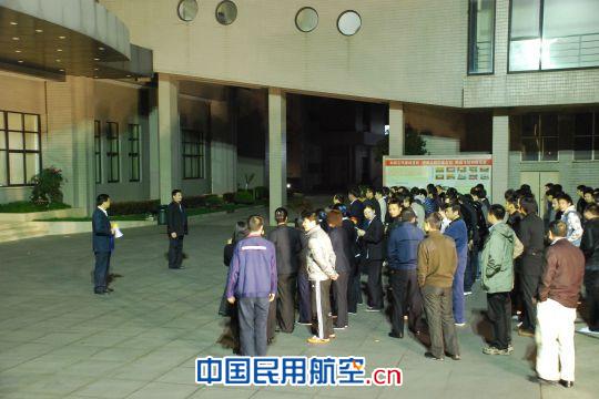 东方飞培进行消防应急撤离演练