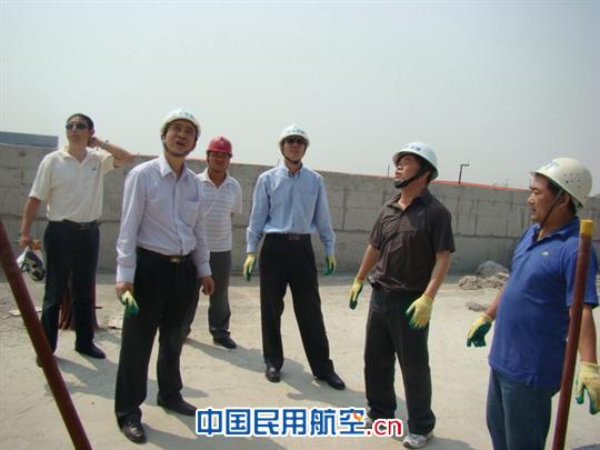 建设指挥部召开空管工程现场廉政建设座谈会