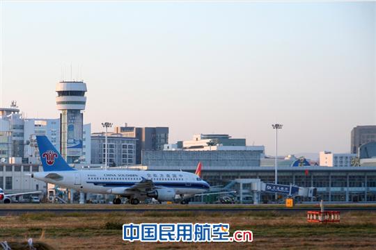 昆明机场“安全生产月”活动启动