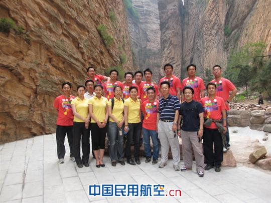 团旗飘扬  华北局团委开展主题实践活动纪实