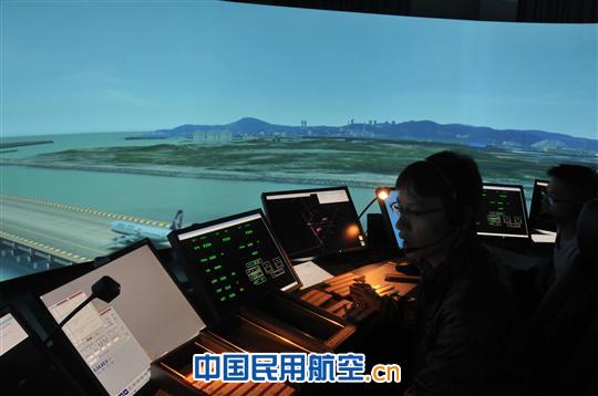 深圳空管站完成首批澳门管制员塔台模拟机培训