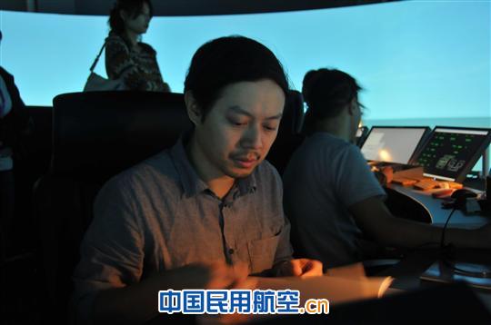 深圳空管站完成首批澳门管制员塔台模拟机培训