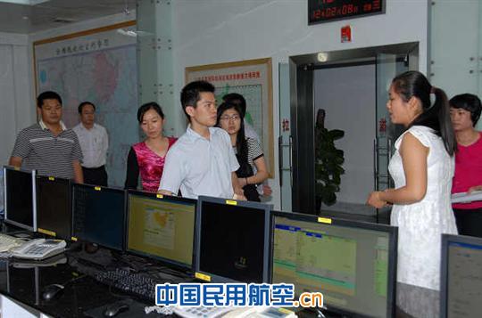 三亚空管站接受市青年文明号组委会检查