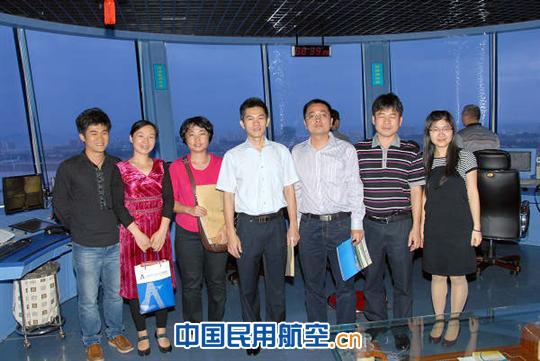 三亚空管站接受市青年文明号组委会检查