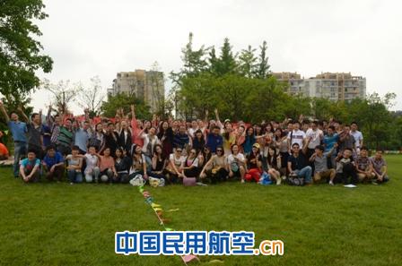 面对面 心贴心——西南空管与川航举行青年联谊