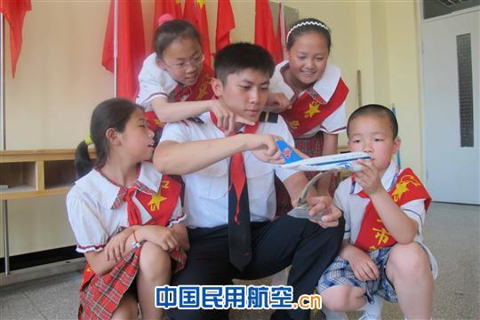 南航“雪峰”上 “雪莲花”的美丽绽放