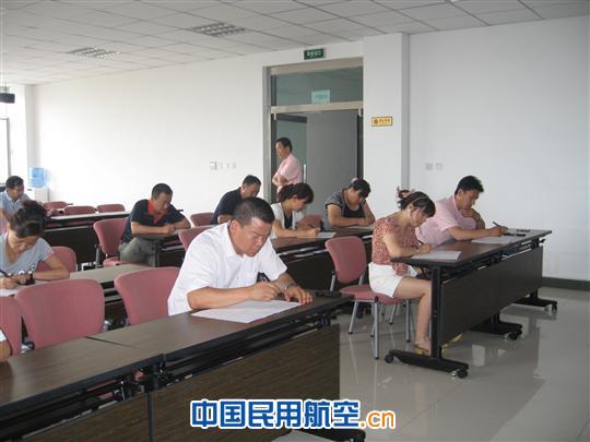 物业用考核手段提高管理素质提升服务水平