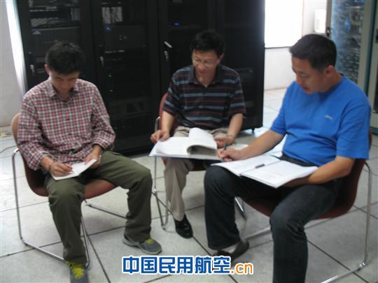 信息分部安全用电知识再培训 东航山东运控部扎实开展“安全生产月”活动