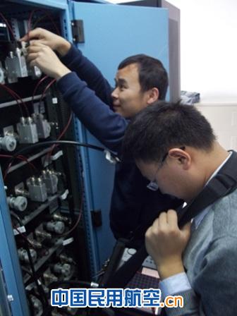 西南空管局完成康定摇控台甚高频设备半年维护