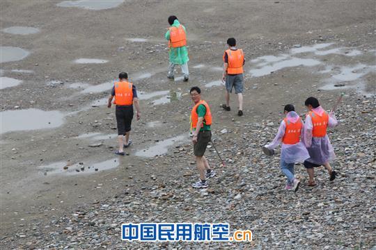 西北空管运行中心组织夏季郊游活动