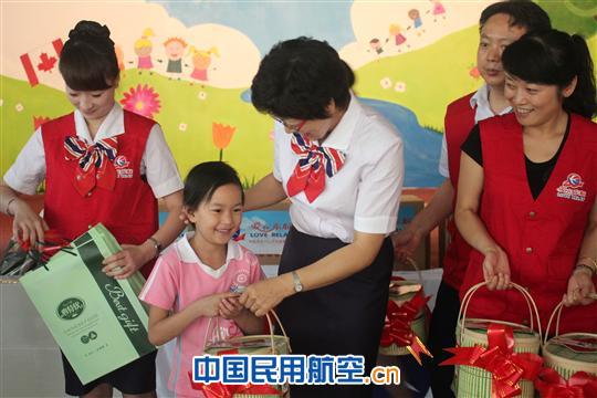 爱心承载梦想   品牌成就未来
