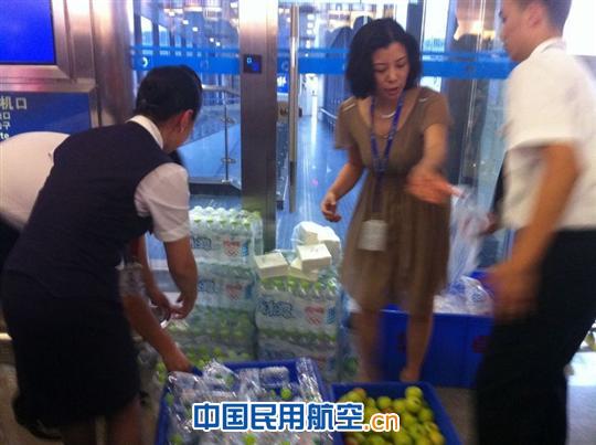 东航山东应急储备组全力保障8月初航班正常