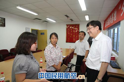 重庆维修基地夕阳红班组成立技能学校