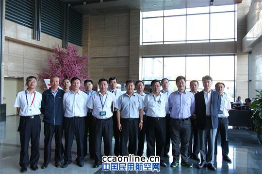 北京区管中心与国航运控开展群众路线交流活动