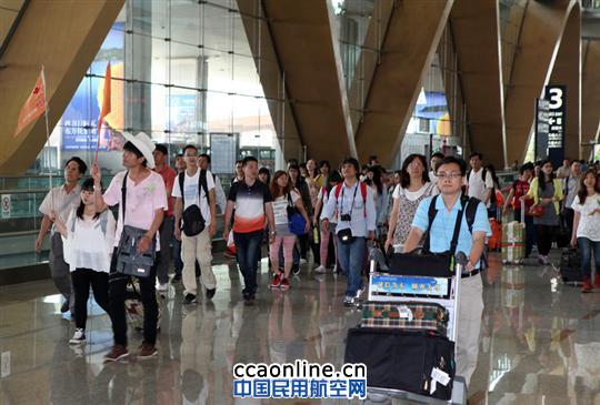 昆明长水机场旅客可提前5小时办理乘机手续