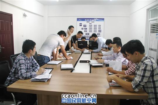 安全无假日   华夏航空国庆期间开展应急演练
