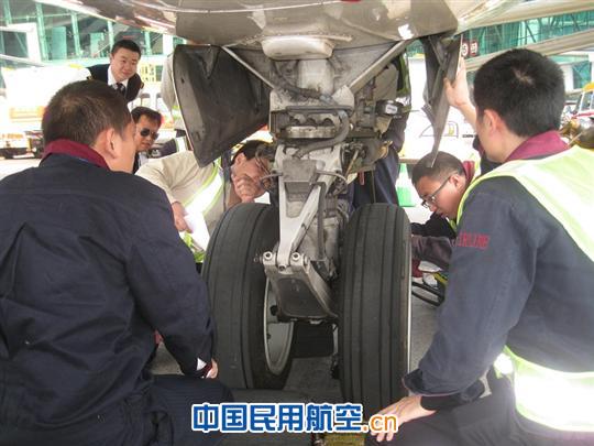 深航维修工程部攻坚克难 保驾护航